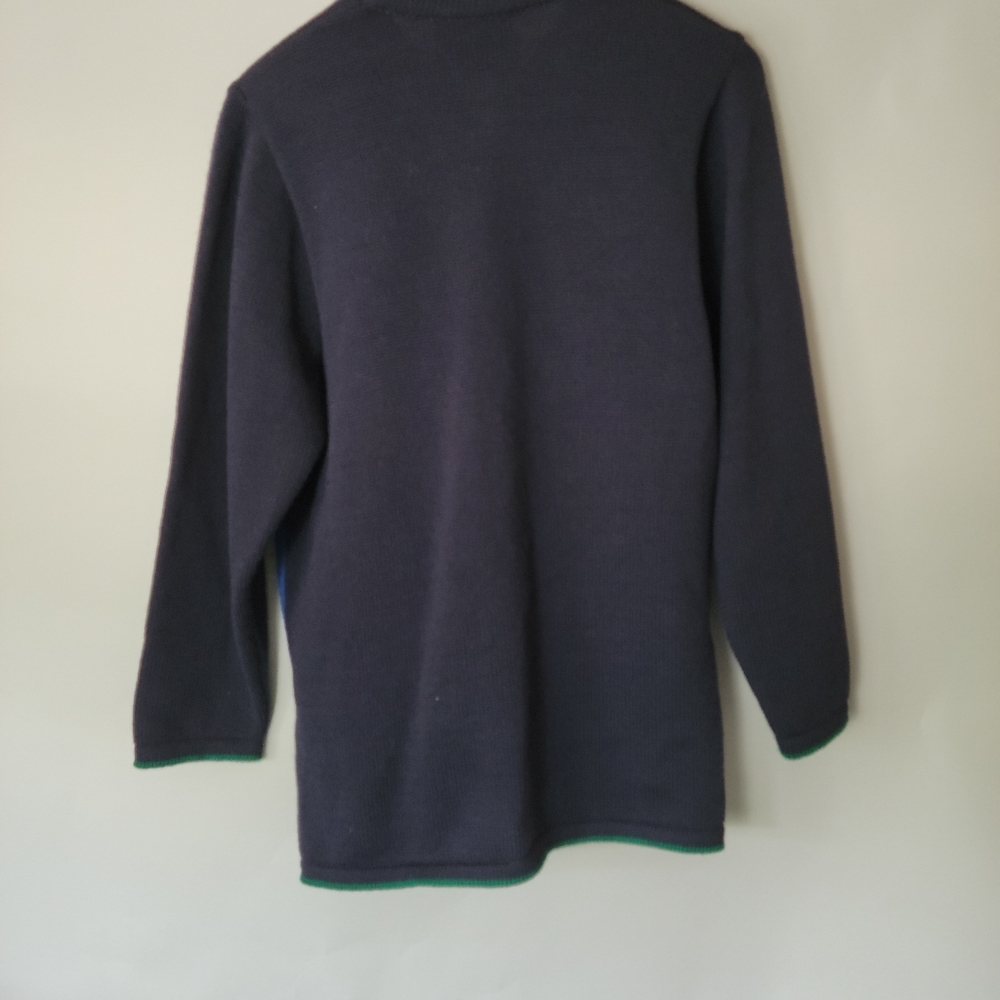 Vintage Giesswein Embroidered Austrian Sweater. - Picture 10 of 10